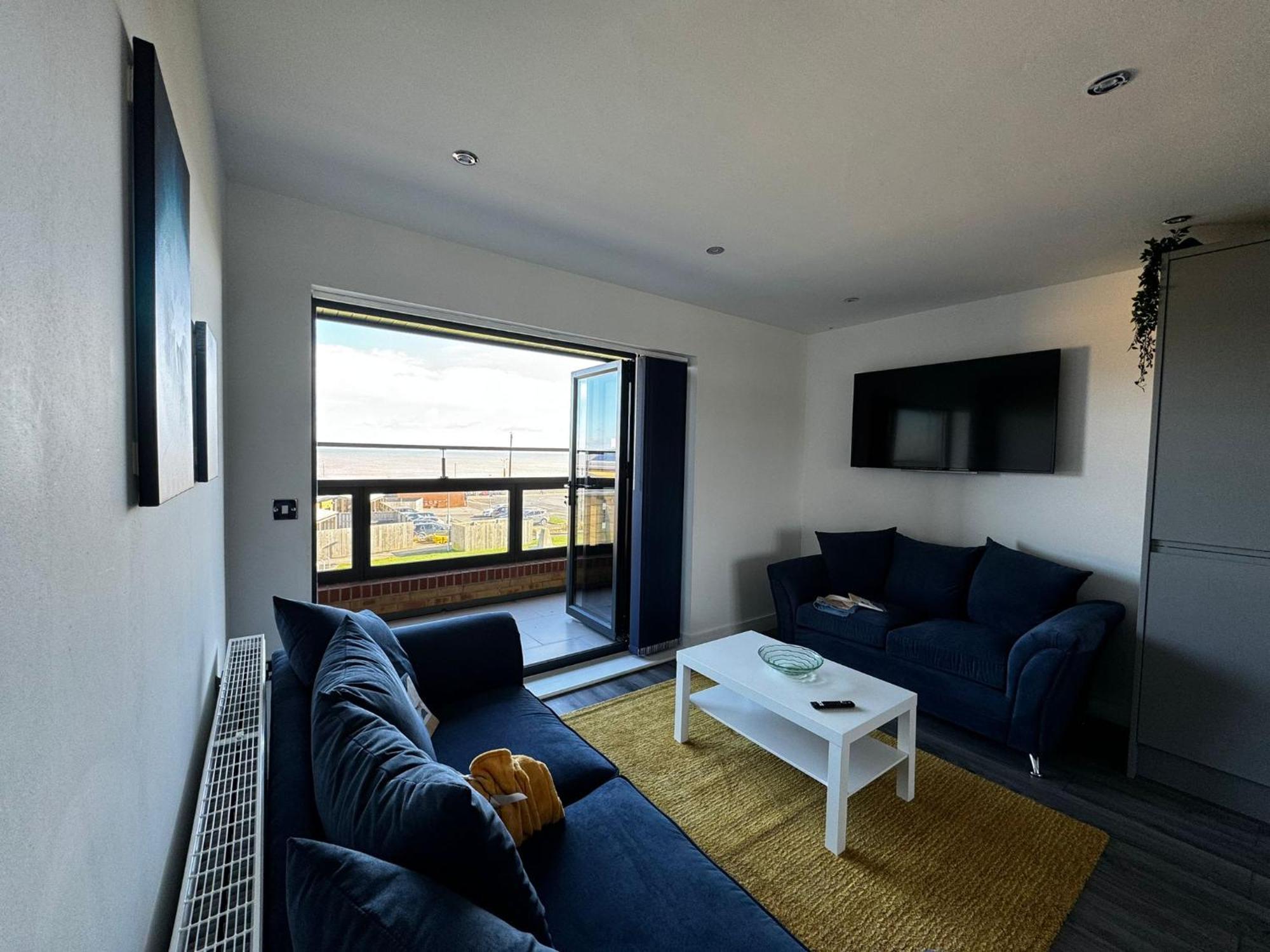 Wave Song - Town House With Sea Views And Balconies